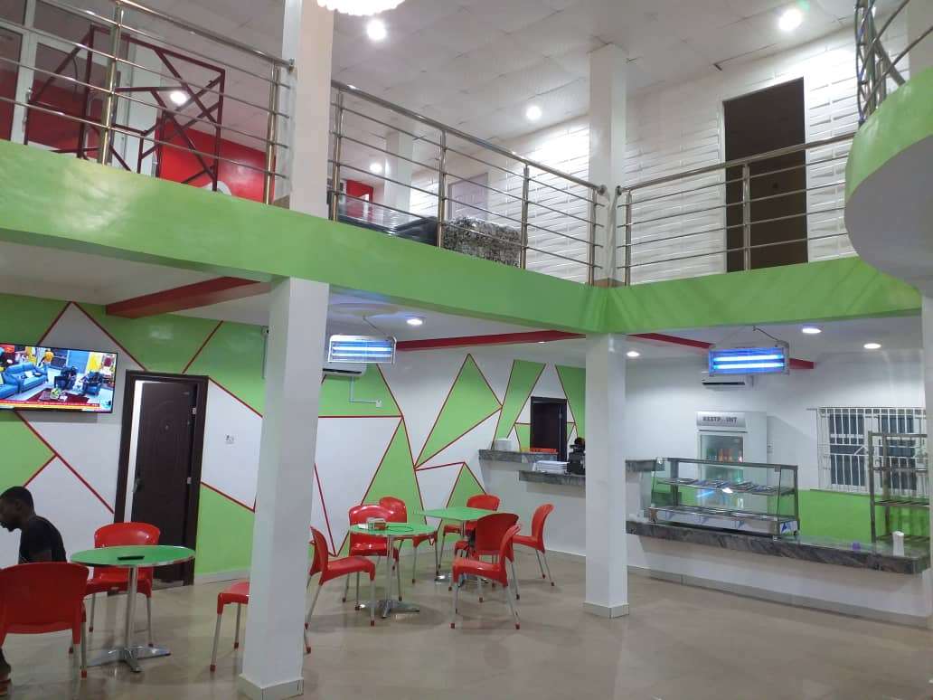 Walk-In Restaurant / Eatery